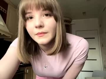 Mandieboschult Chaturbate stream image from April 15, 2026