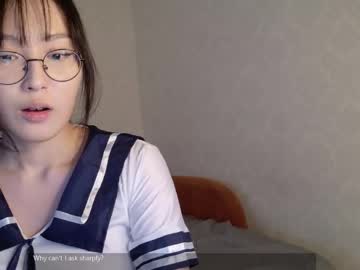 Alllinaeve Chaturbate stream image from April 15, 2026