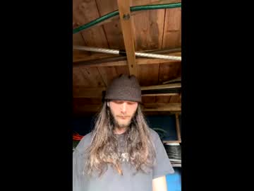 Cumsmokeup Chaturbate stream image from April 15, 2026