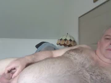 Haggisstop Chaturbate stream image from April 15, 2026