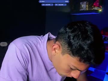 Harrydavidsonx Chaturbate stream image from April 15, 2026