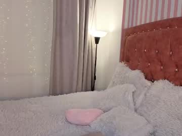 Lunavelvet7 Chaturbate stream image from April 15, 2026