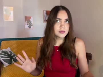 Joyandlove Chaturbate stream image from April 15, 2026