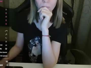 Pink_Martinis Chaturbate stream image from April 15, 2026