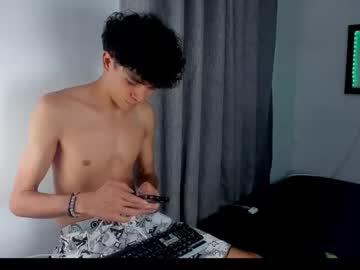 Lovely_Horny713 Chaturbate stream image from April 15, 2026