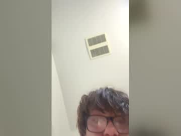 Duckmandakota Chaturbate stream image from April 15, 2026