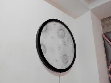 Lizz_Myers Chaturbate stream image from April 15, 2026