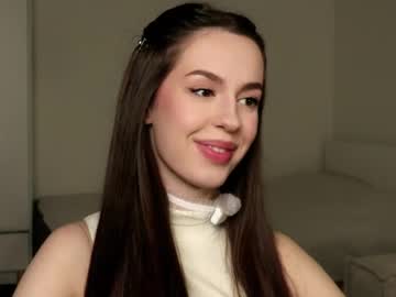 Milky_Sofa Chaturbate stream image from April 15, 2026