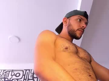 Simoncstno Chaturbate stream image from April 15, 2026