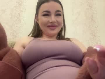 Velvetqueen99 Chaturbate stream image from April 15, 2026