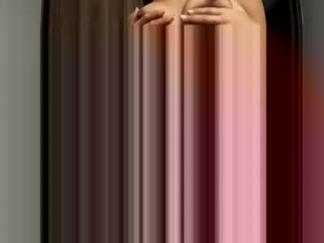 Carrilloalejandra255 Chaturbate stream image from April 15, 2026