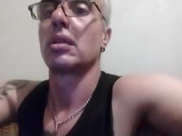 Crucut80 Chaturbate stream image from April 15, 2026