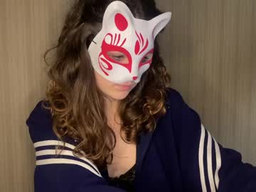 Faithlesskristen Chaturbate stream image from April 15, 2026
