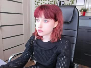 Elizanik Chaturbate stream image from April 16, 2026