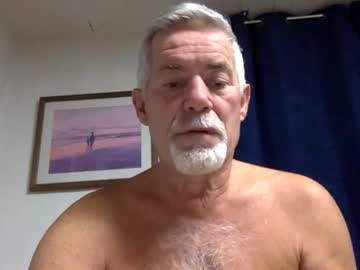 Grahamspark1 Chaturbate stream image from April 16, 2026