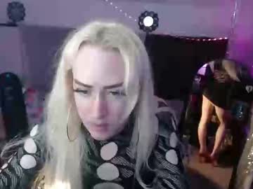 Halovalentine Chaturbate stream image from April 16, 2026