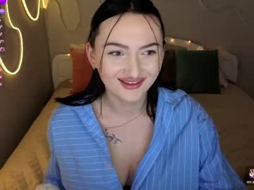 Merrydearr Chaturbate stream image from April 16, 2026
