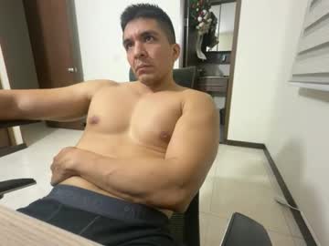 Crispin_789 Chaturbate stream image from April 16, 2026