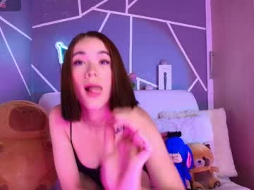 Kaoriille Chaturbate stream image from April 16, 2026