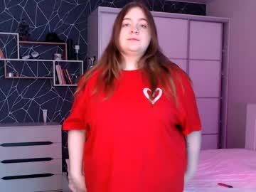 Leialovea Chaturbate stream image from April 16, 2026