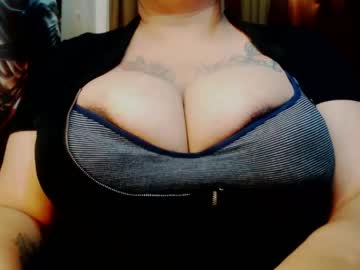 Xhornykinkyslutx Chaturbate stream image from April 16, 2026
