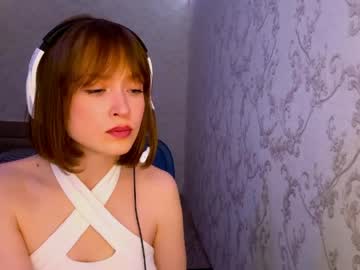 Cyndidonnelly Chaturbate stream image from April 16, 2026