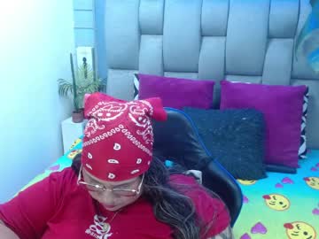 Evelin_Zaens Chaturbate stream image from April 16, 2026