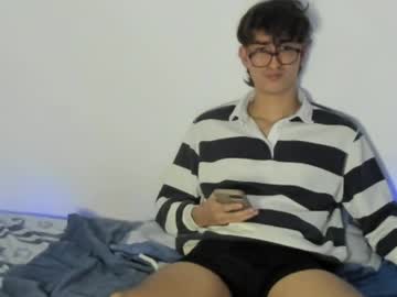 Mrmdn___ Chaturbate stream image from April 16, 2026