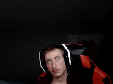 18str8igcock Chaturbate stream image from April 16, 2026