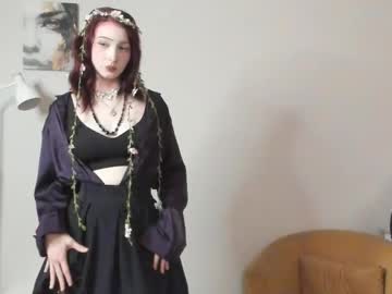 Krystlebethley Chaturbate stream image from April 16, 2026