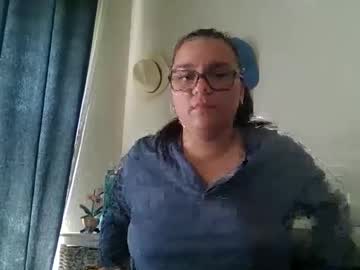 Littlemissm44623 Chaturbate stream image from April 16, 2026