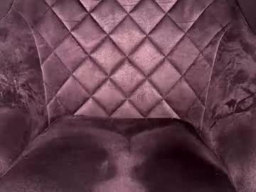 Darkzoomin Chaturbate stream image from April 16, 2026