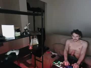 Isaiahf24 Chaturbate stream image from April 16, 2026