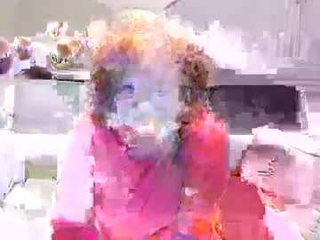 _Viki__ Chaturbate stream image from April 16, 2026