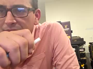 Eguevara555500 Chaturbate stream image from April 16, 2026