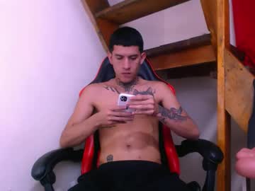 Josue_Linares Chaturbate stream image from April 16, 2026
