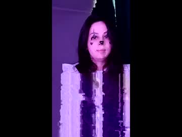 Kattyy_Summer Chaturbate stream image from April 16, 2026