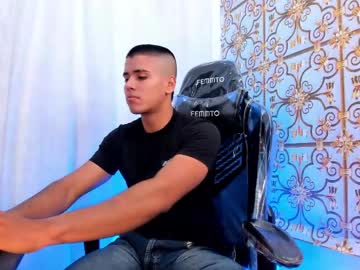 Noahking18 Chaturbate stream image from April 16, 2026