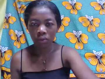 Etoile884938 Chaturbate stream image from April 16, 2026
