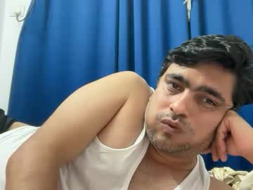 Manu2704 Chaturbate stream image from April 16, 2026