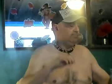 Hungstudmuffins Chaturbate stream image from April 16, 2026