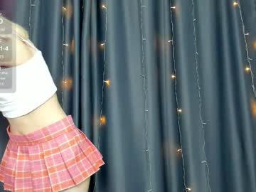 Lulatiny Chaturbate stream image from April 16, 2026