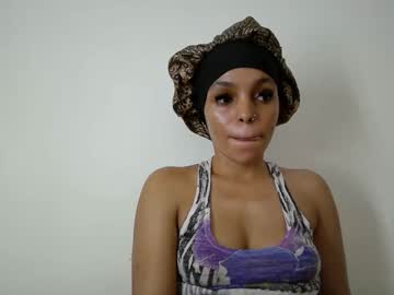 Prettylemmy Chaturbate stream image from April 16, 2026