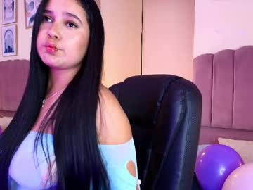 Zafiraa_01 Chaturbate stream image from April 16, 2026