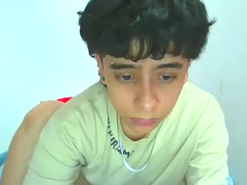 Latinheatx22 Chaturbate stream image from April 16, 2026