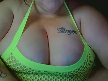 Mkittenx Chaturbate stream image from April 16, 2026
