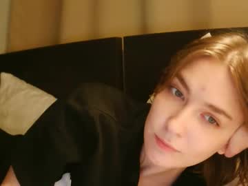 Natali_Bright Chaturbate stream image from April 16, 2026