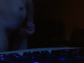 Oversizecum Chaturbate stream image from April 16, 2026