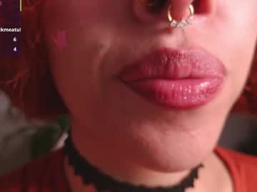Bri_Von_Dhara_ Chaturbate stream image from April 16, 2026