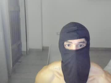 Mysterious_Muscles Chaturbate stream image from April 16, 2026